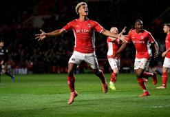 Galatasaray'dan Lyle Taylor'a flaş teklif!