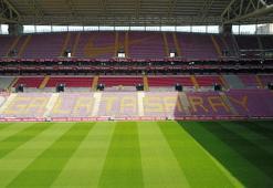 Corona virüs tedbirlerini alan Galatasaray, iç saha maçını bekliyor