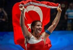 Yasemin Adar: Yine Türkiye'de tarih yazmak ve alınmamış bir madalyayı almak istiyorum