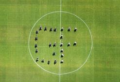 Beşiktaşlı futbolcular ırkçılığa tepki gösterdi