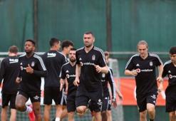 Beşiktaş'ta futbolculara şok! Maaşlara yüzde 50 indirim