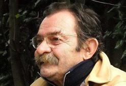 Oruç Aruoba 72 yaşında hayatını kaybetti... Oruç Aruoba'nın hayatı ve eserleri
