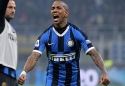 Inter, Ashley Young ile devam etmek istiyor