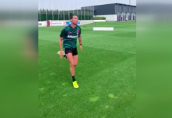 Cristiano Ronaldo, sahanın tozunu attırdı!