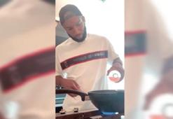 Ryan Babel aşçılığa soyundu!