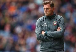 Southampton'da teknik direktör Hasenhüttl'ın sözleşmesi uzatıldı