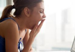 D vitamini eksikliği nedir ve neden olur? D vitamini eksikliği belirtileri nedir, tedavisi nasıl yapılır? D vitamin eksikliğini gidermek için yenilmesi gereken yiyecekler nelerdir?