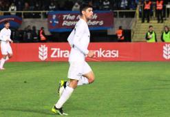Altay'ın genç stoperi Cenk Özkacar'a teklif yağıyor