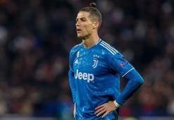 Cristiano Ronaldo adada mahsur kaldı