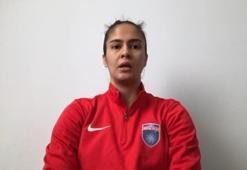 Büşra Akbaş: Şu anki duruma göre ligler devam etmemeli