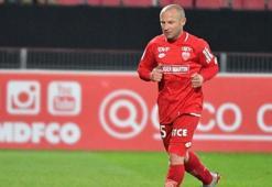 Fransız futbolcu Balmont, kariyerini sonlandırdığını açıkladı