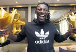 Gomis sessizliğini bozdu: Gitmemi onlar istedi!