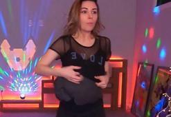 Yayında yanlışlıkla göğsünü açan Twitch yayıncısı Alinity banlandı