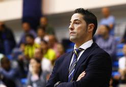 Yılın antrenörü Fenerbahçe'den Victor Lapena