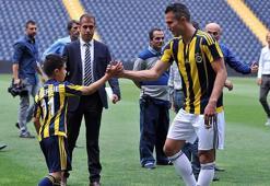 Van Persie'den oğluna: Eziksin!