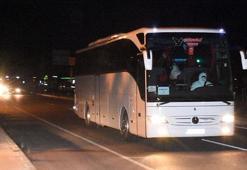Yunanistan'da karantinaya alınan Türkler, yurda getirildi