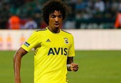 Fenerbahçe'de Emre Belözoğlu'nun yerine dümene Luiz Gustavo geçecek