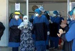 Cerrahpaşa'da corona virüsü yenen doktor ve 90 yaşındaki kadın taburcu oldu