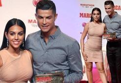 Cristiano Ronaldo, sevgilisi ile antrenmanlarını sürdürüyor
