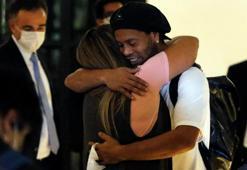 Ronaldinho'ya ev hapsi!