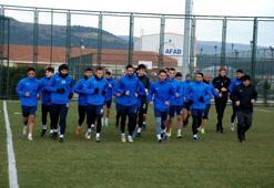 Lider Karacabey Belediyespor, Muğlaspor'a bilendi