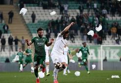 Bursaspor-Altay maçında davetsiz misafir