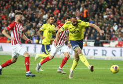 (ÖZET) Antalyaspor - Fenerbahçe maç sonucu: 2-2
