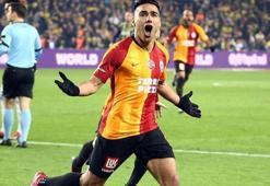 Derbi Canavarı Falcao!
