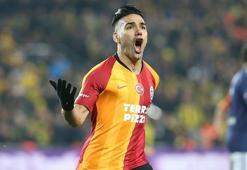 Derbi sonrası Falcao'ya teklif!