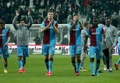 Trabzonspor bir puanı son anda kurtardı, yeniden zirveye çıktı