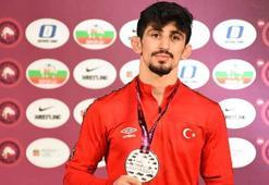Milli güreşçilerden Avrupa Güreş Şampiyonası'nda iki madalya