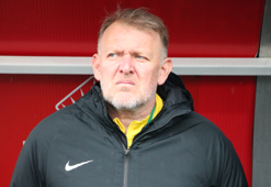 Robert Prosinecki: Sahada birbiri için savaşan oyuncularımı gördüm
