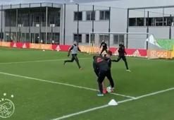 Ryan Babel'den antrenmanda şık hareket!