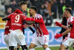 Süper Lig'de sahasında geçit vermeyen tek takım lider Sivasspor