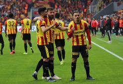 Göztepe'yi yerlileri sırtladı