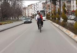 Desteklediği takımın deplasmandaki maçı için 639 km pedal çevirdi
