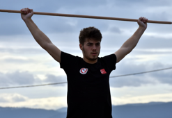 "Fırça sapı" ile başladığı halterdeki başarılarıyla olimpiyatları hedefliyor