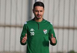 Bursaspor'da Musa Araz ile yollar ayrıldı