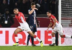 Islam Slimani'nin PSG'ye attığı golü izle!