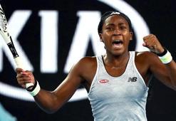 Avustralya Açık'ta 15 yaşındaki Coco Gauff, Venus Williams'ı ilk turda eledi