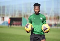 Ogenyi Onazi Denizlispor'da ilk antrenmanına çıktı
