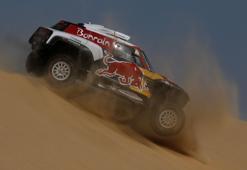 Carlos Sainz 10'uncu etabı kazanarak liderliğini sürdürdü