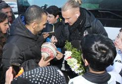 Erzurum'da Beşiktaş'a coşkulu karşılama!