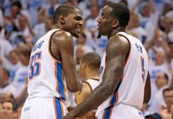 Kevin Durant ve Kendrick Perkins fena kapıştı
