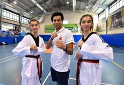 Genç taekwondocular müsabakaya damga vurdu