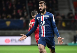 Fenerbahçe ve Beşiktaş transferde karşı karşıya! Choupo Moting savaşı!