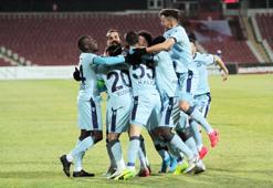 Adana Demirspor, Balıkesirspor'a acımadı