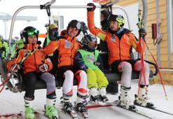Palandöken'de 'madalya makinesi sporcular' yetiştiriyorlar