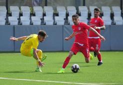 Manisa Futbol Kulübü Sertaç Çam'la anlaştı