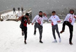A Milli Muaythai Takımı'ndan Abant'ta dondurucu soğukta antrenman